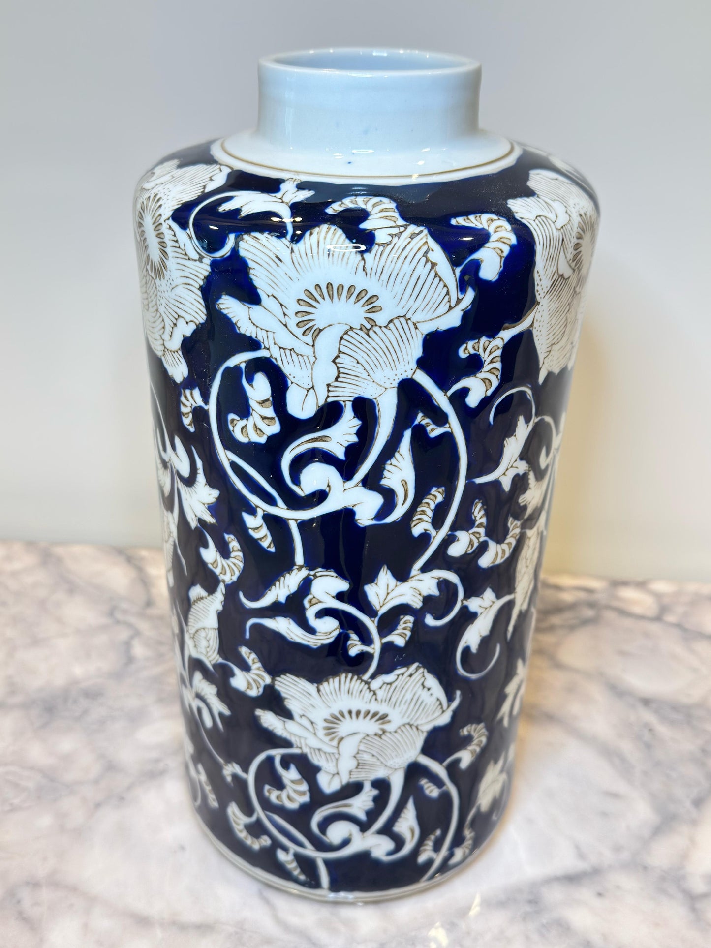 Dark Blue White Floral Jar Vase with out Lid