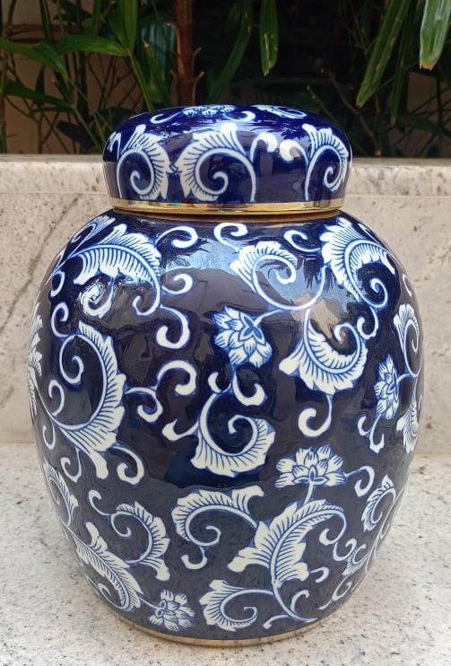 Dark Blue White Floral Pot shaped with Lid