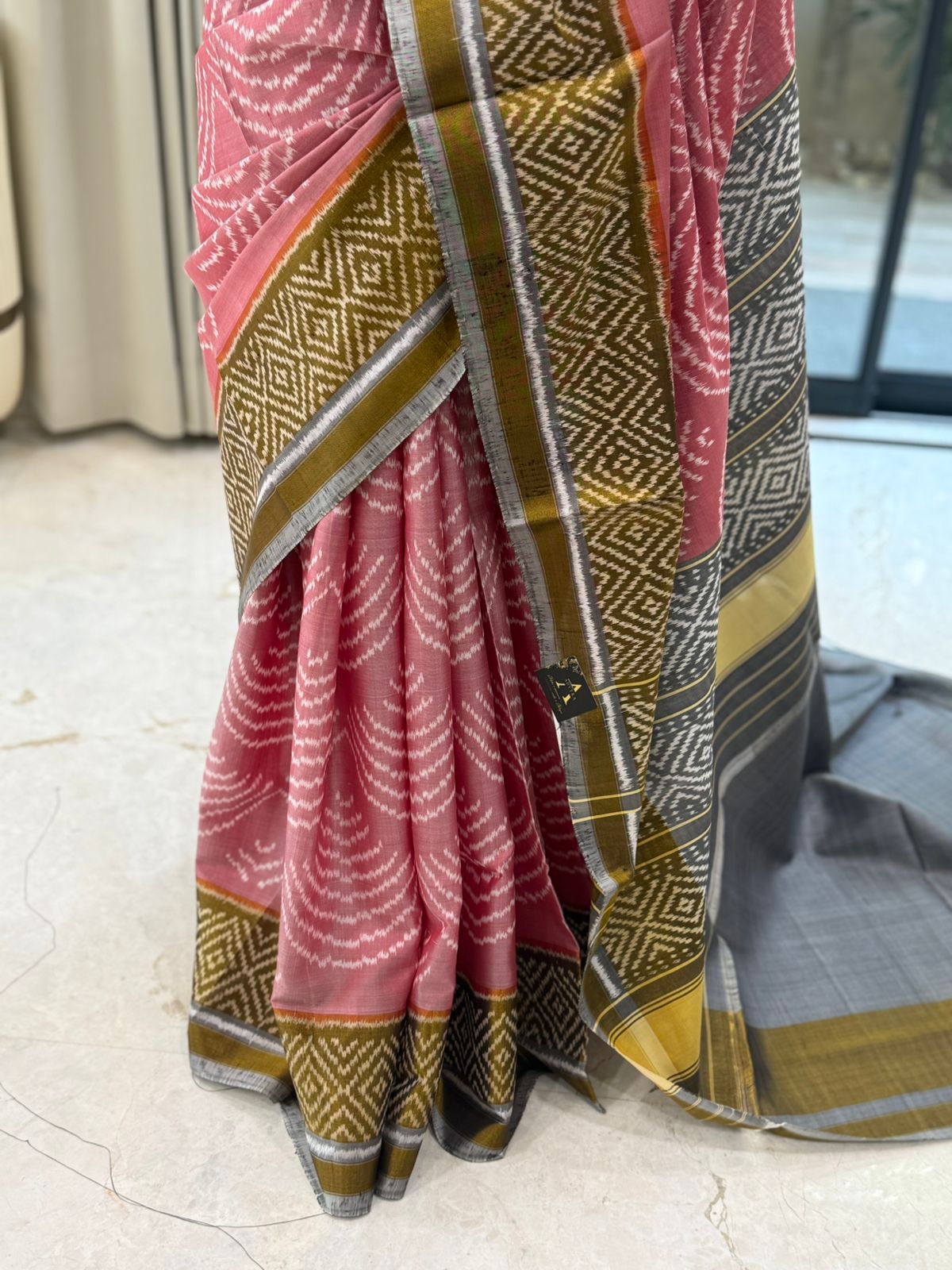 Elegant Rose Ikat Saree
