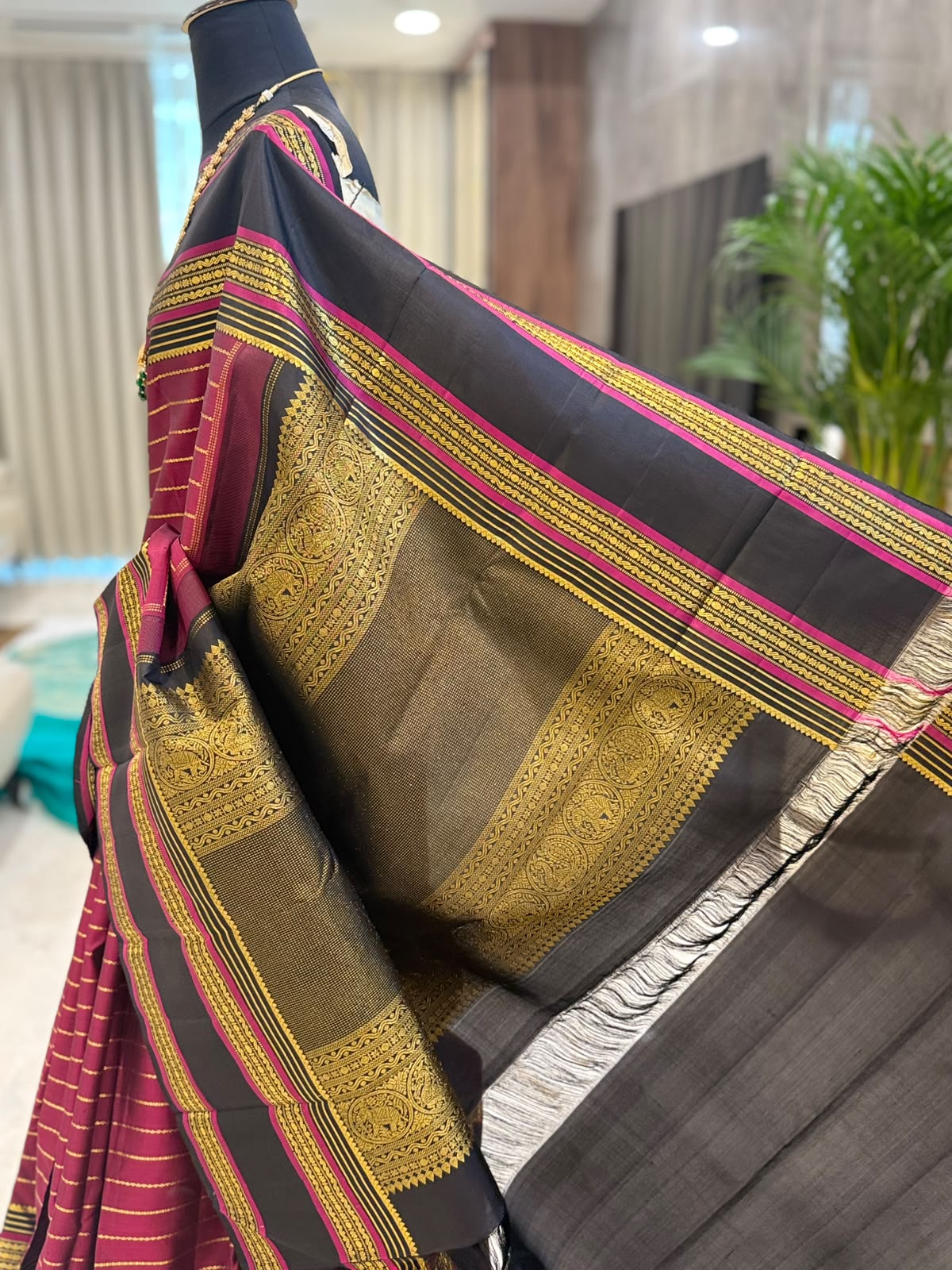 Black Magenta Gold Kanjivaram