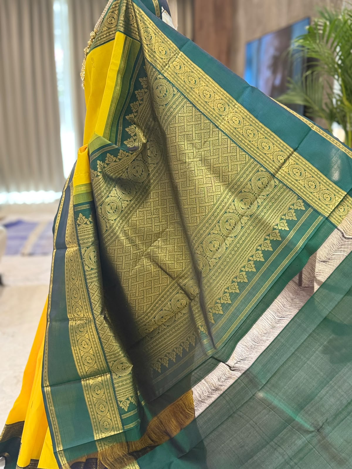 Yellow Emerald Green Kanjivaram