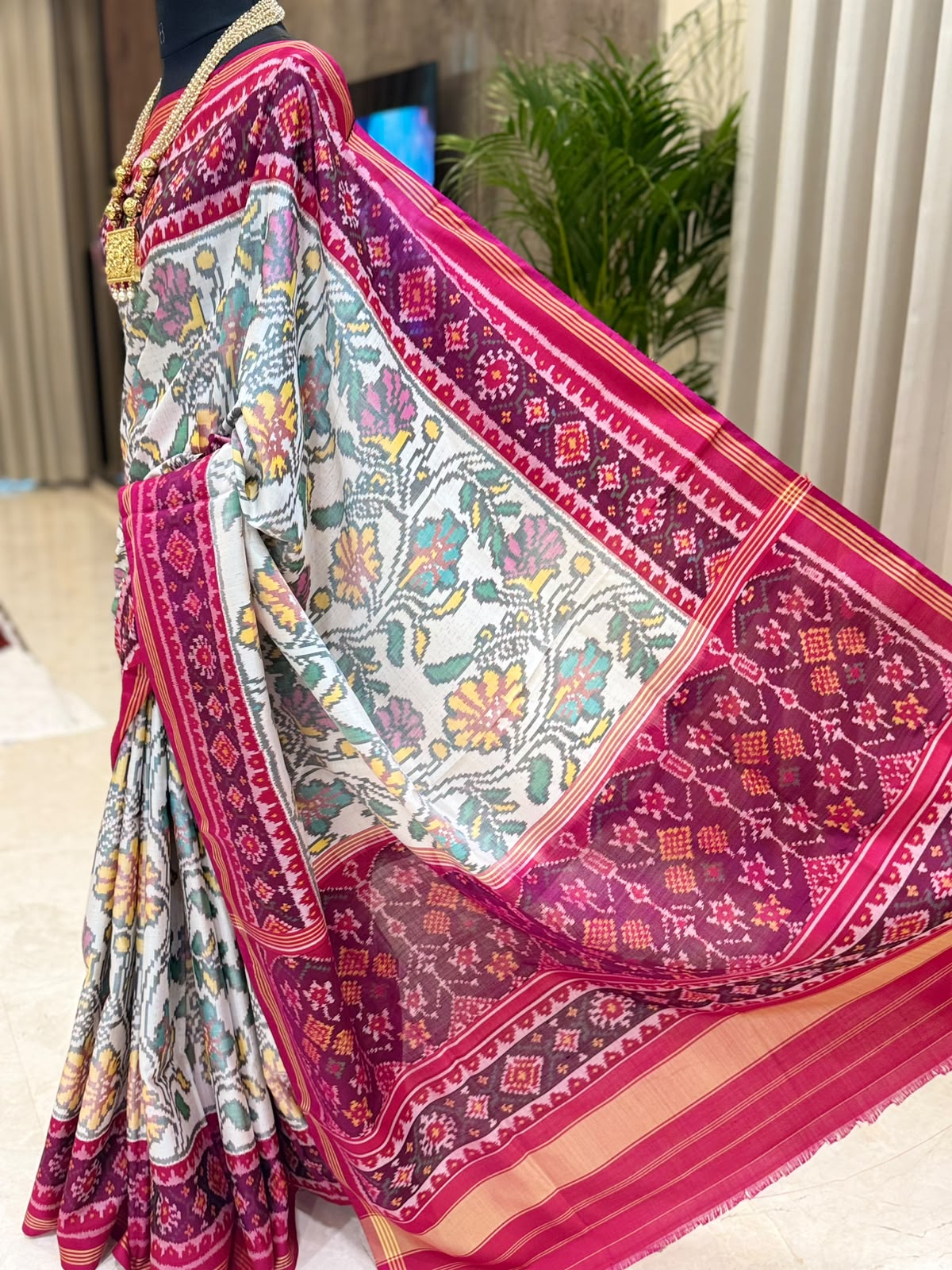 Ivory Grey Magenta Kanjivaram Silk