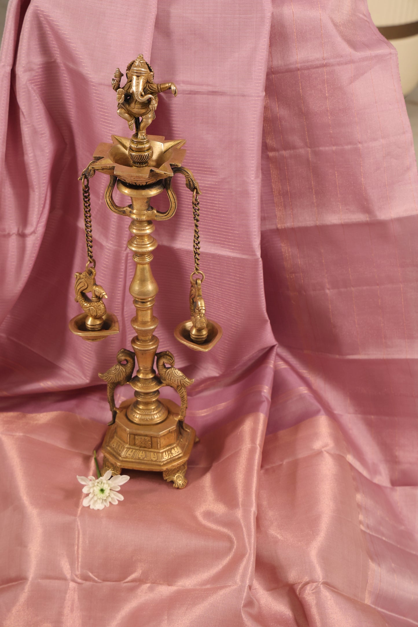 Light Onion Pink Vertical Dull Gold