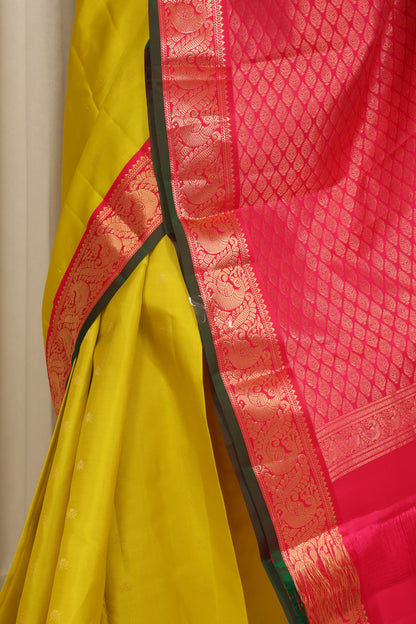 Lemon Yellow Pink Small Border