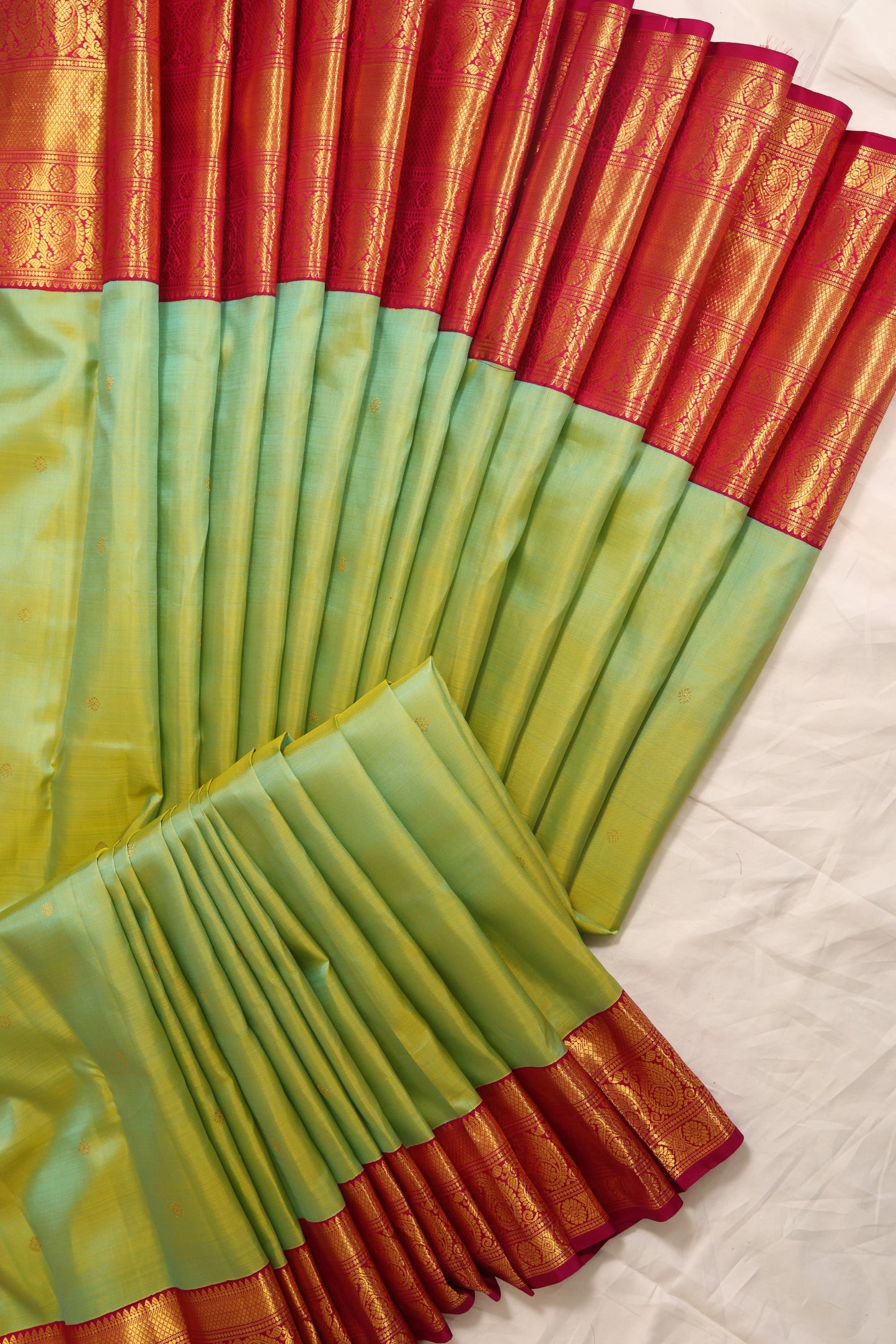 Green Plain Pink Border