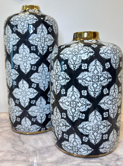 Black White Medium Vase