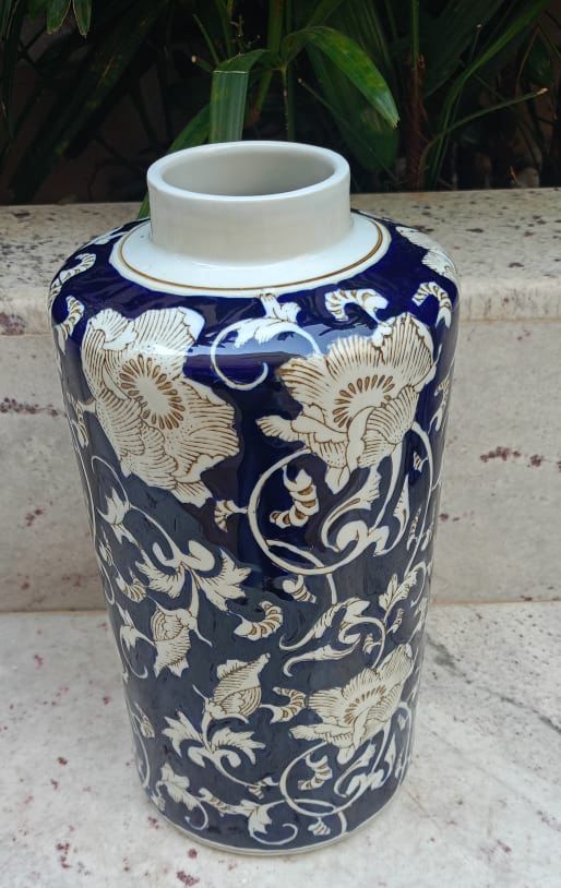 Dark Blue White Floral Jar Vase with out Lid