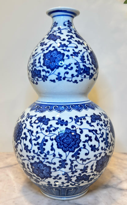 White Blue Floral Double Chinese Pot