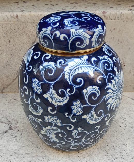Dark Blue White Floral Pot shaped with Lid