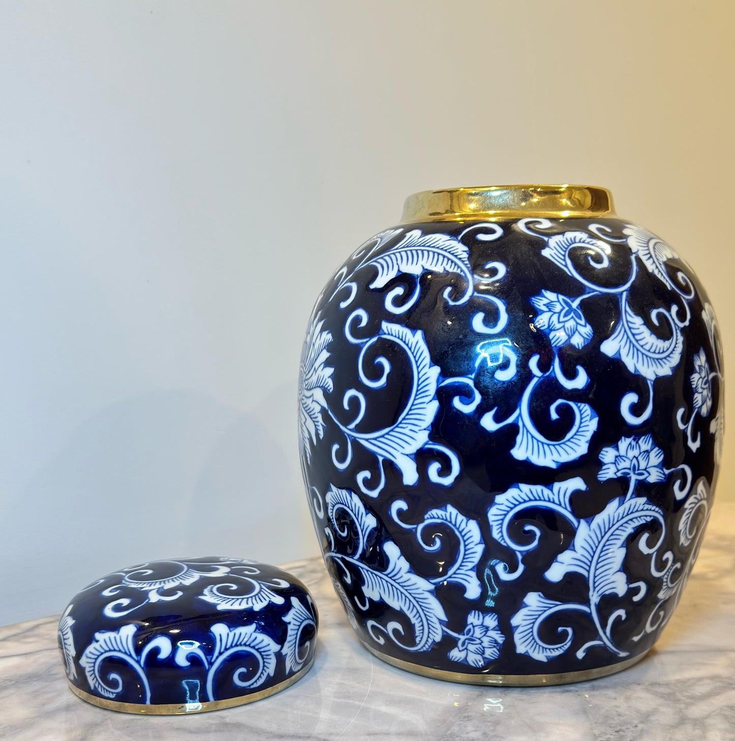 Dark Blue White Floral Pot shaped with Lid