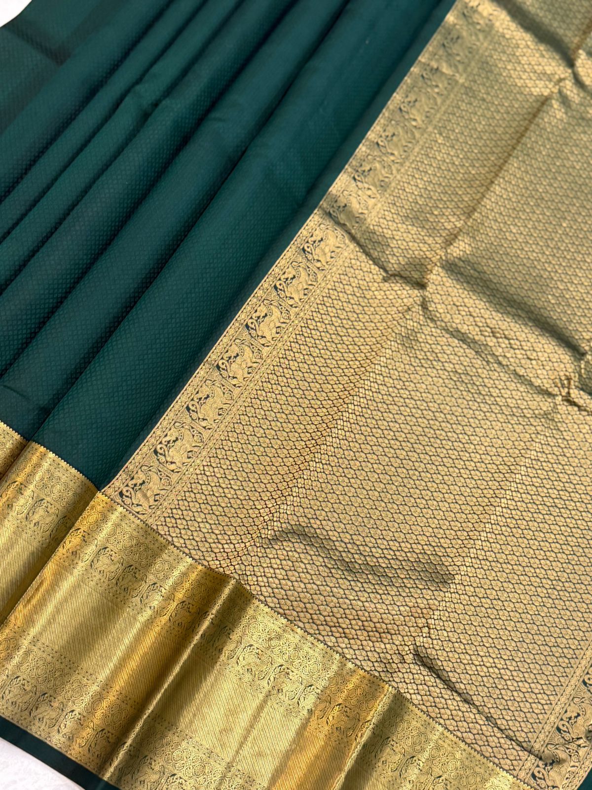 Peacock Motif Dark Green Splendor