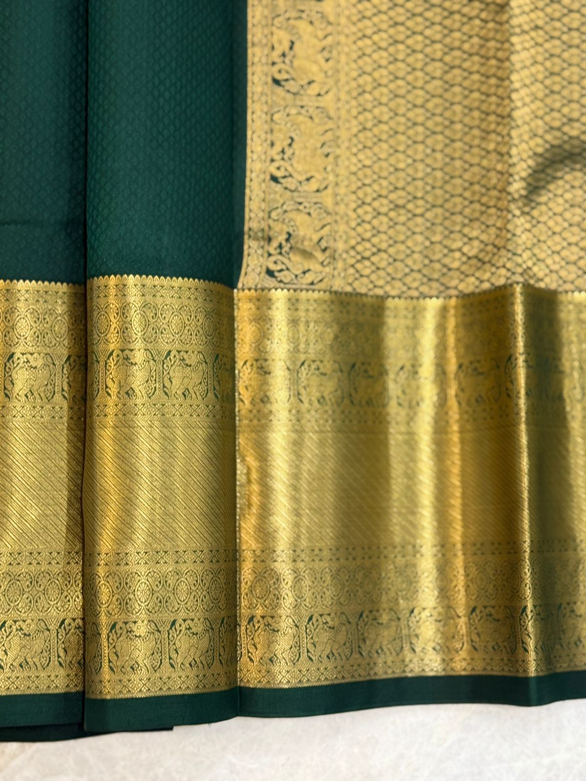 Peacock Motif Dark Green Splendor