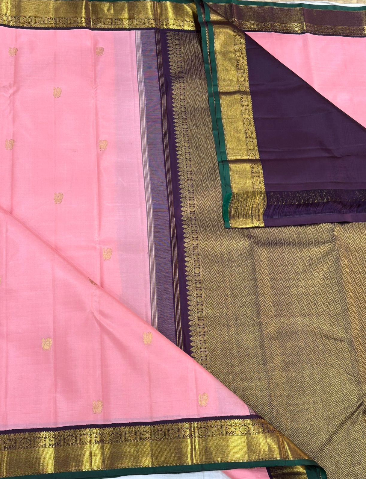 Ethereal Peach Glow Zari Cascade