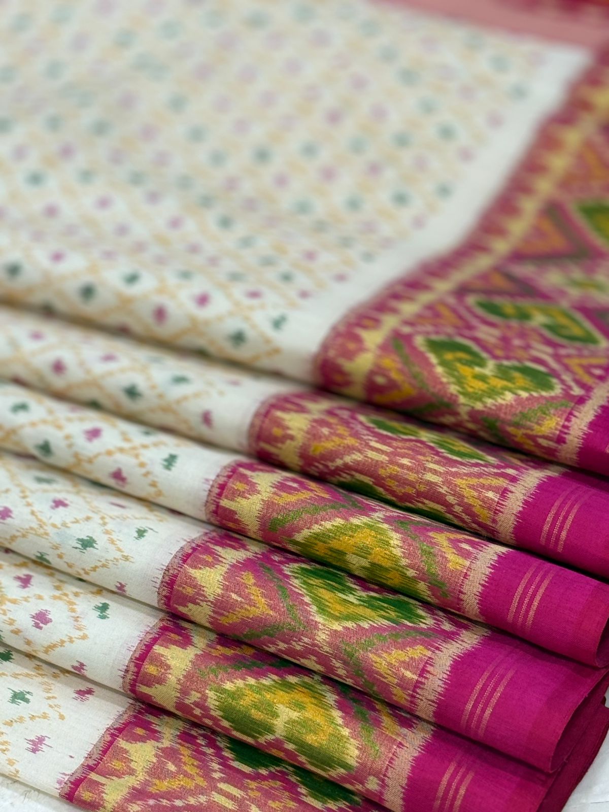 Ivory Magenta Ikkat Silk Grace