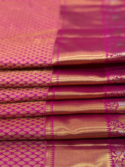 Magenta Kanjivaram Zari Elegance