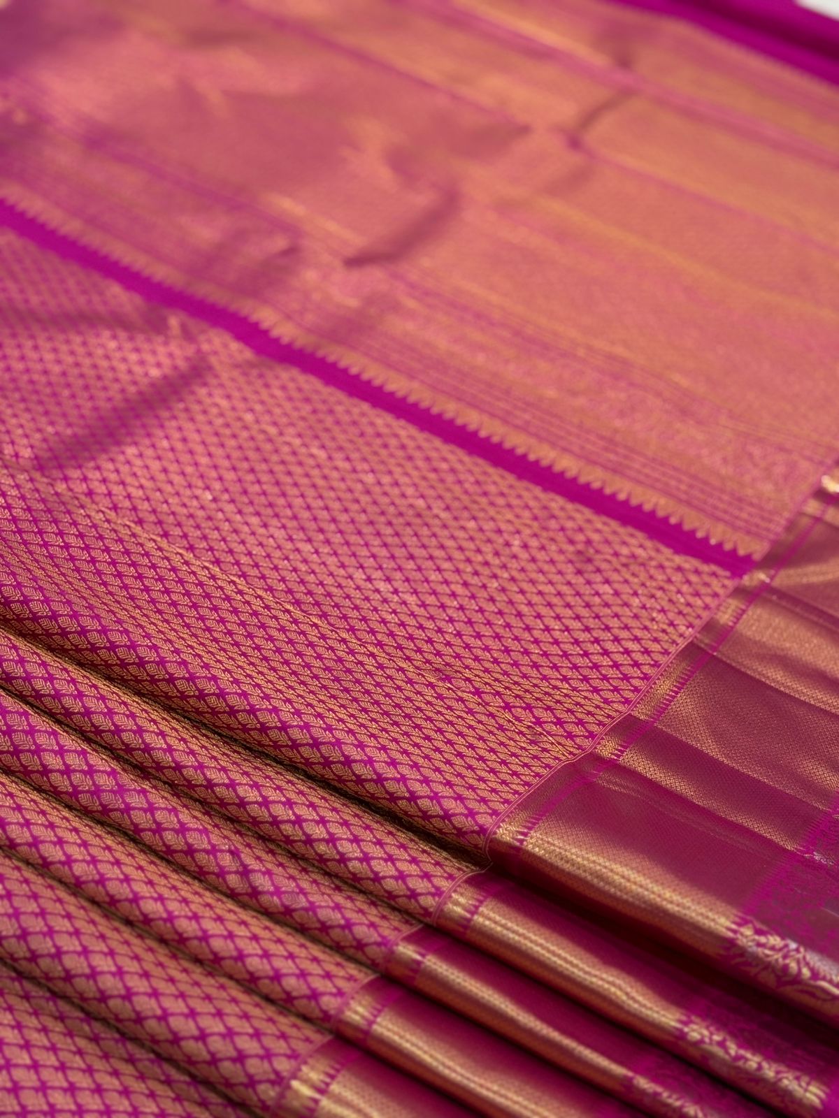 Magenta Kanjivaram Zari Elegance