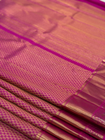 Magenta Kanjivaram Zari Elegance