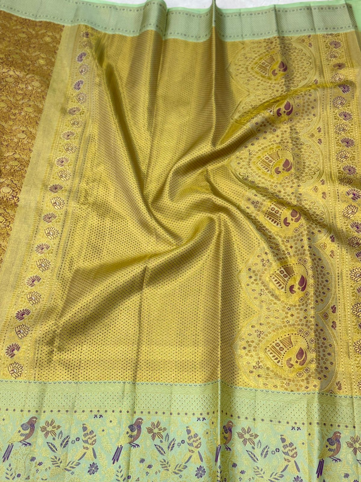 Golden Pista Violet Kanjivaram