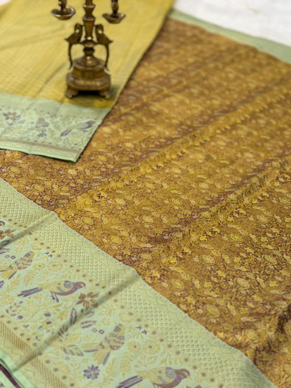 Golden Pista Violet Kanjivaram