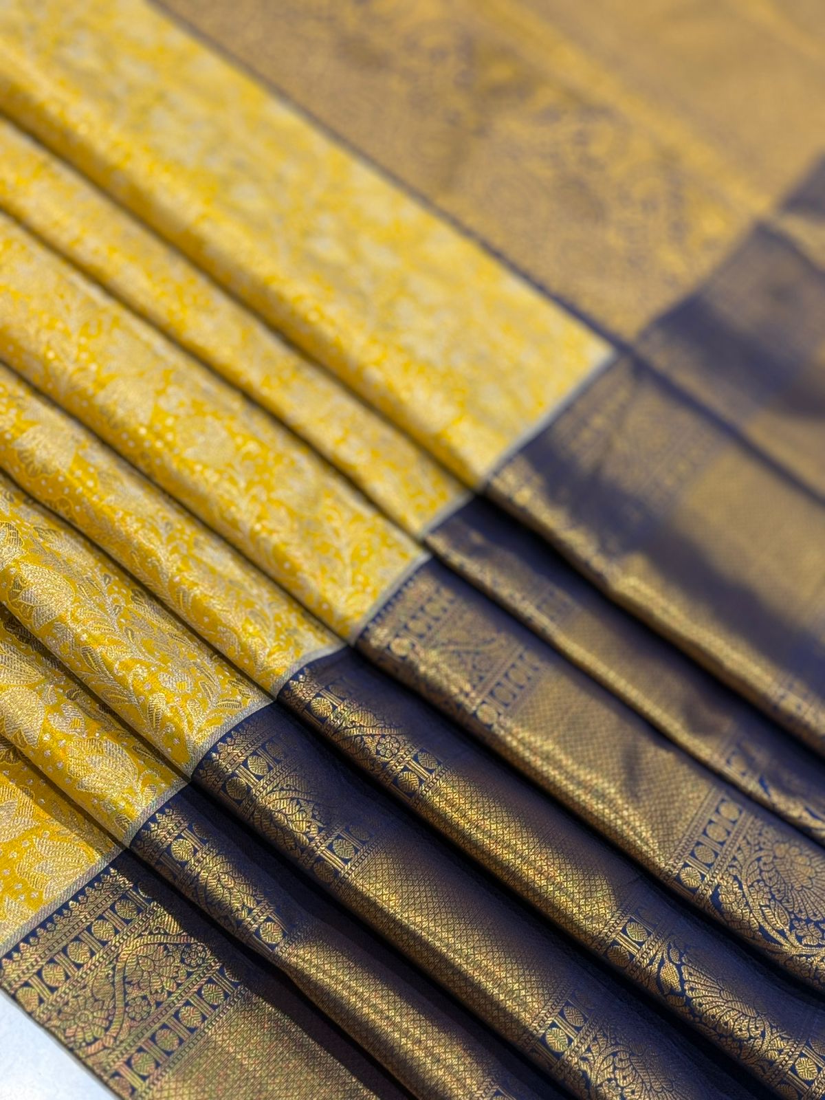 Golden Zari Sunshine Royal Elegance