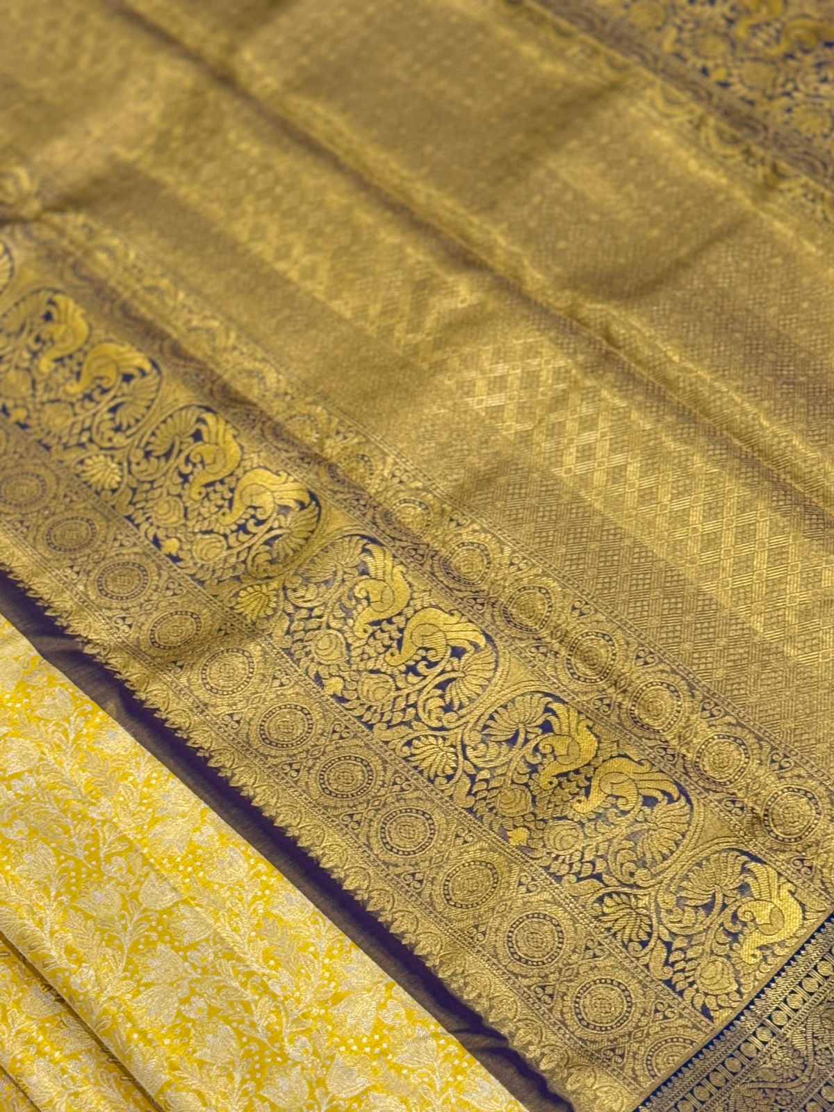 Golden Zari Sunshine Royal Elegance