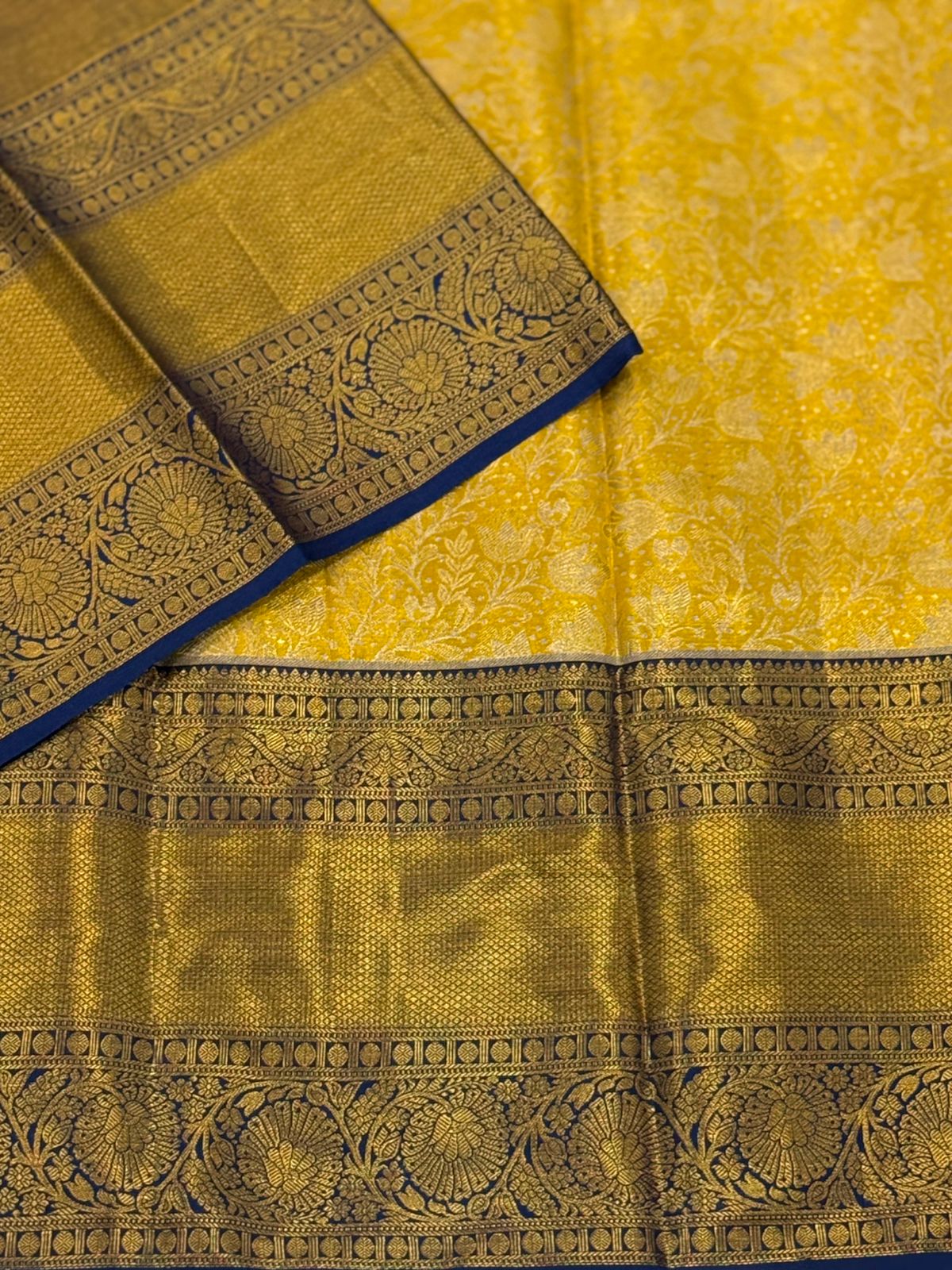 Golden Zari Sunshine Royal Elegance