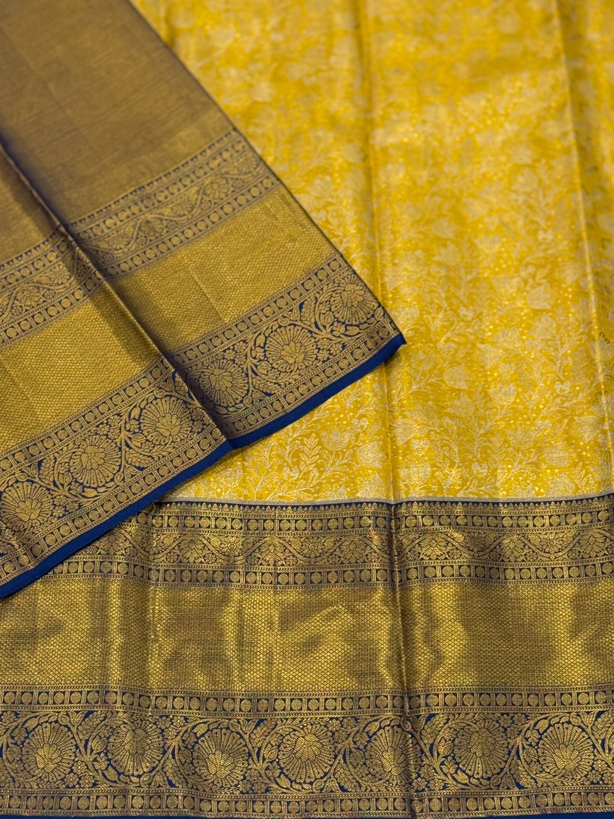 Golden Zari Sunshine Royal Elegance