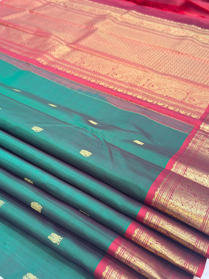 Deep Green Crimson Kanjivaram