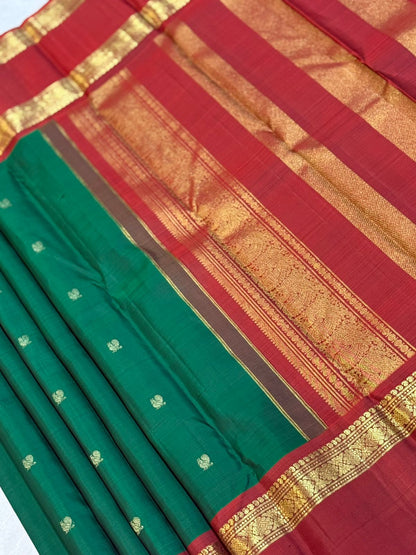 Green with Maroon Border Kanjivaram