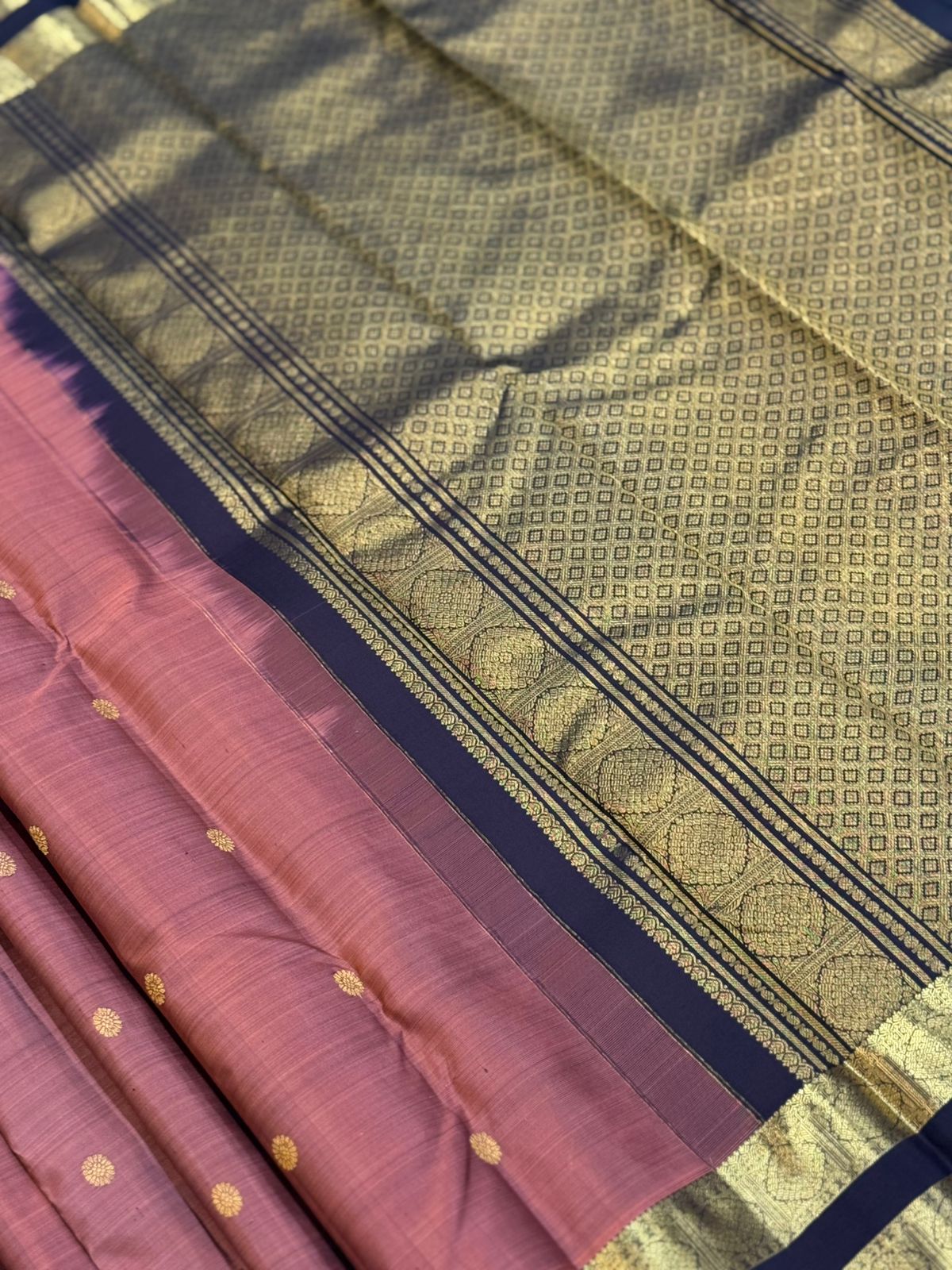 Rust Black Golden Kanjivaram