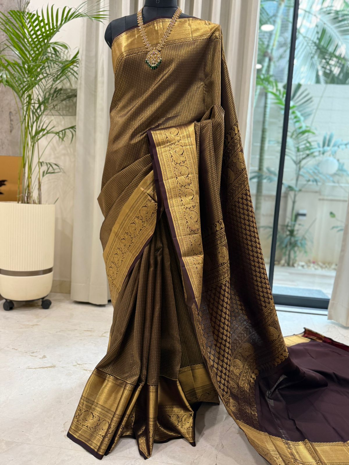 Regal Brown Kanjivaram
