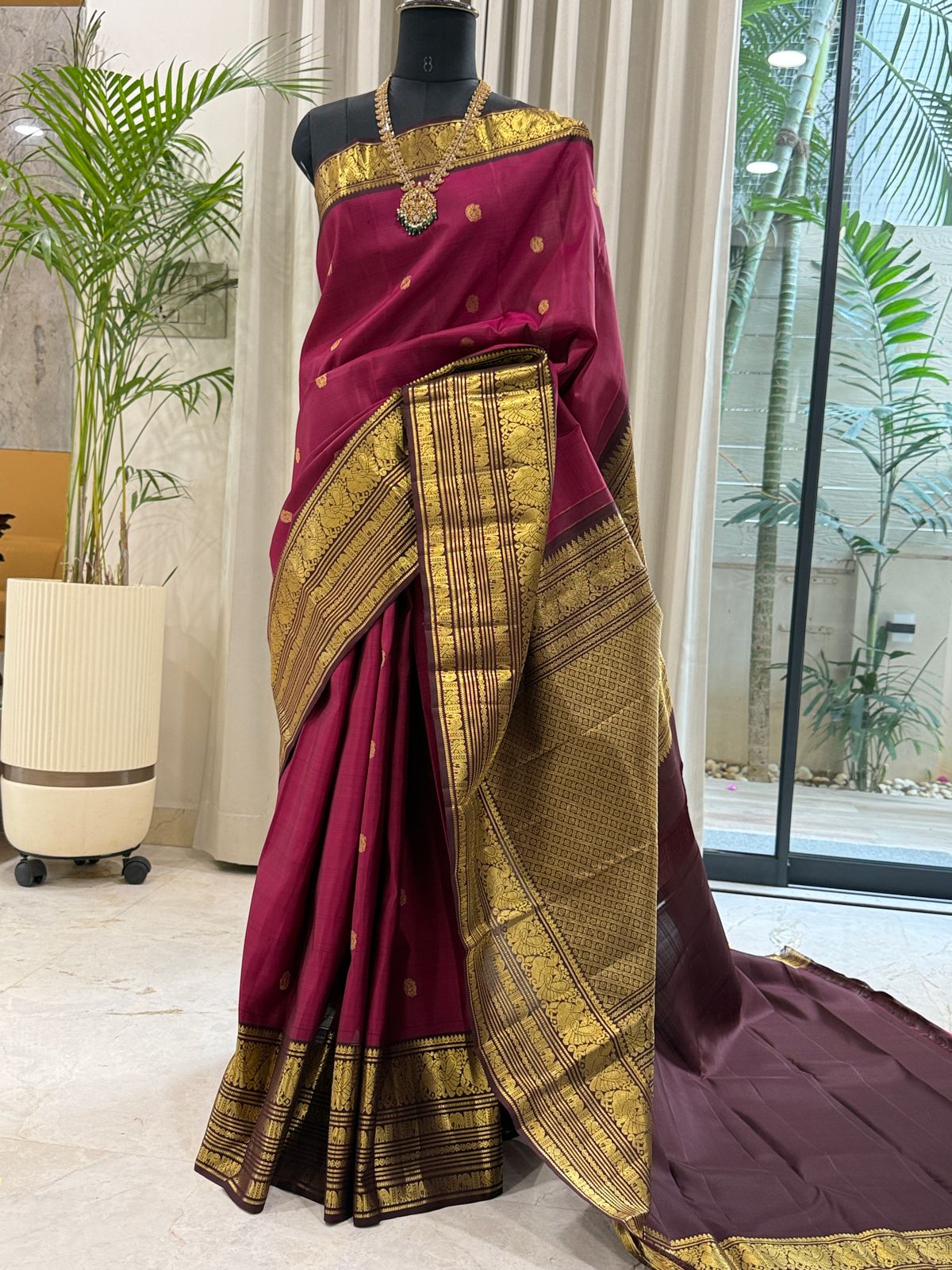 Heritage Magenta Elegance