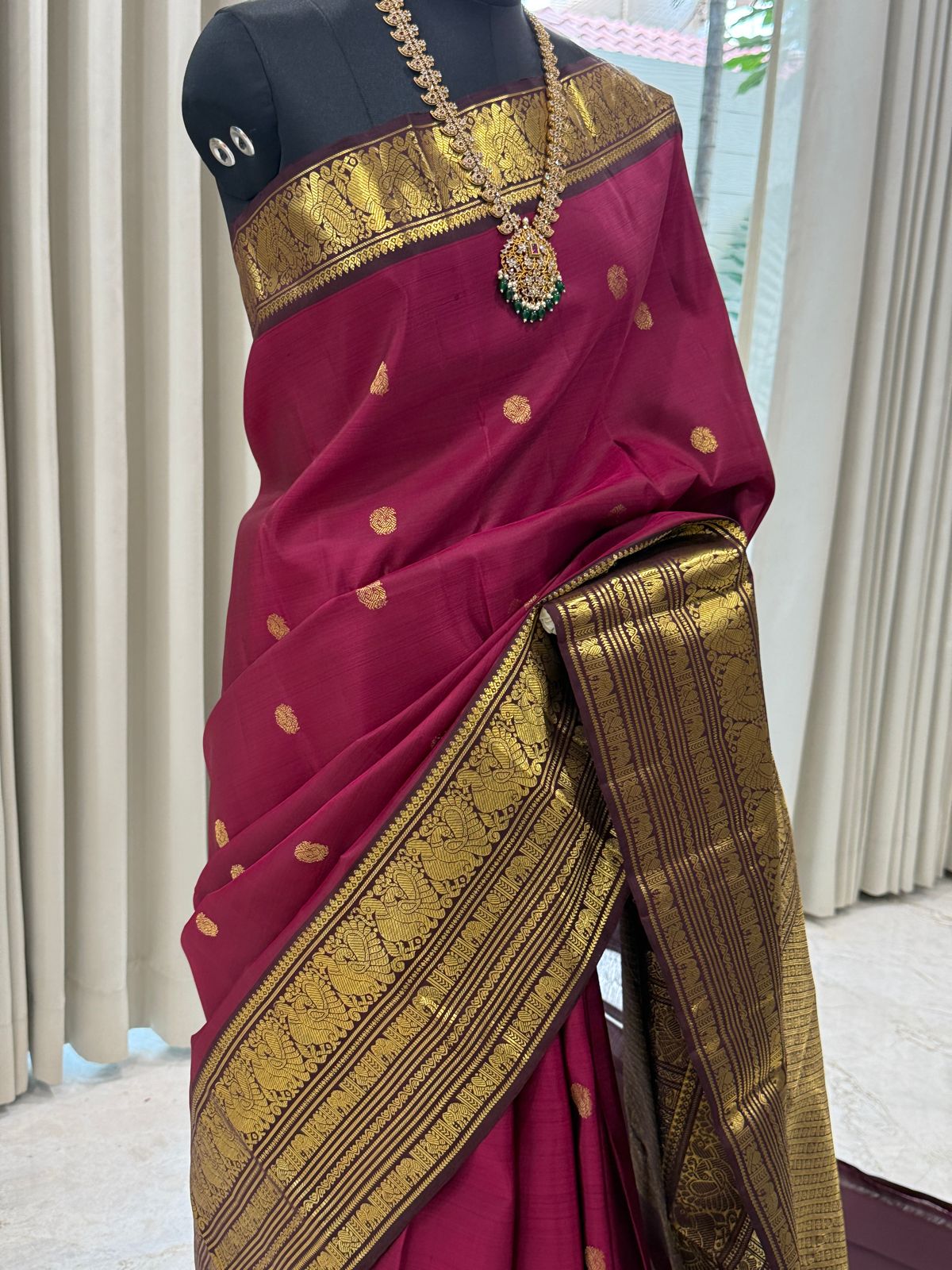 Heritage Magenta Elegance