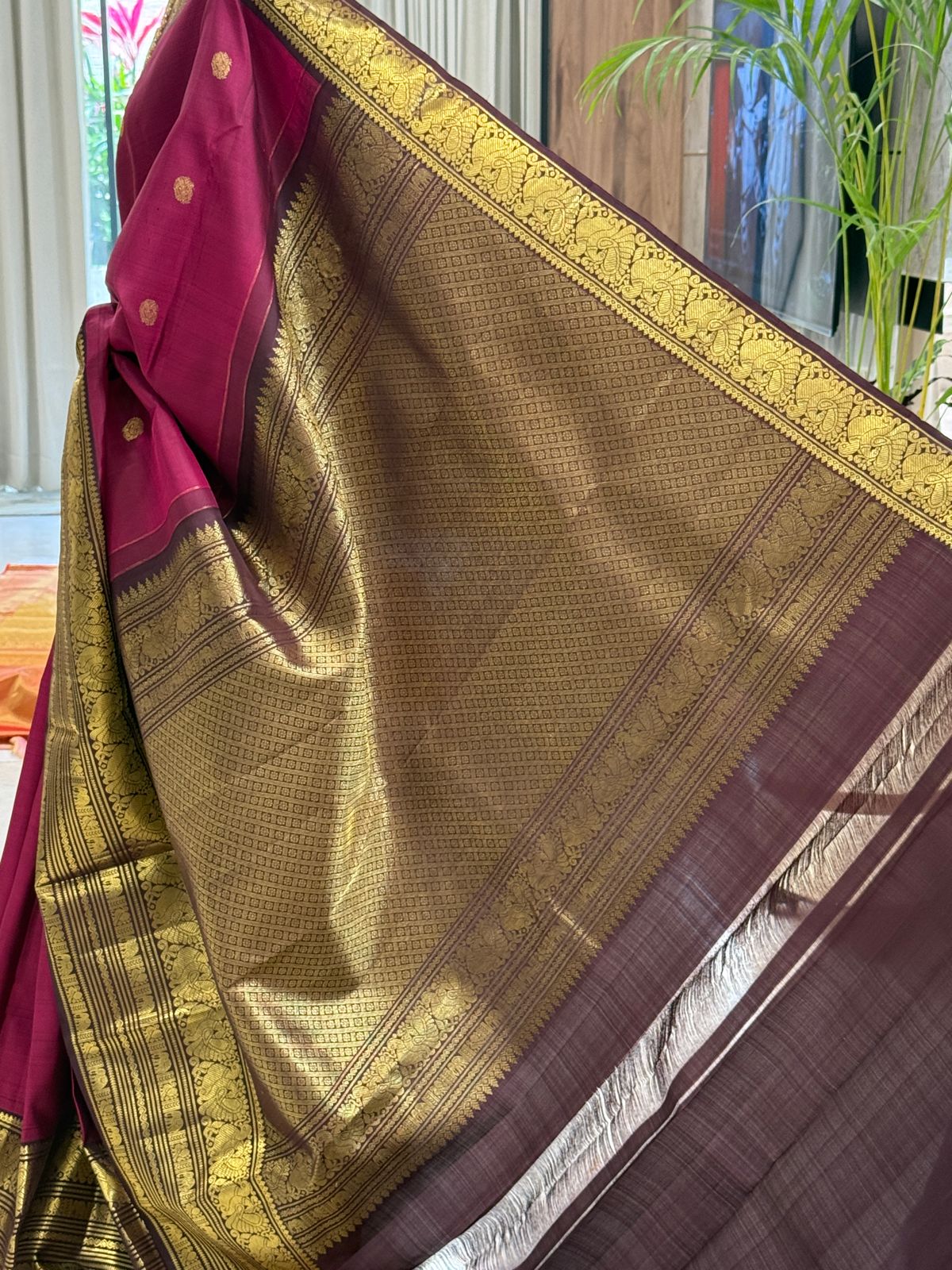 Heritage Magenta Elegance