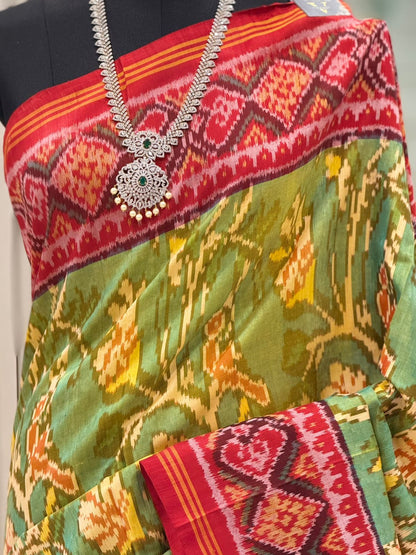 Regal Patola Silk Drape