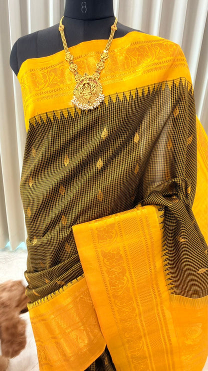 Timeless Coffee Gadwal Saree