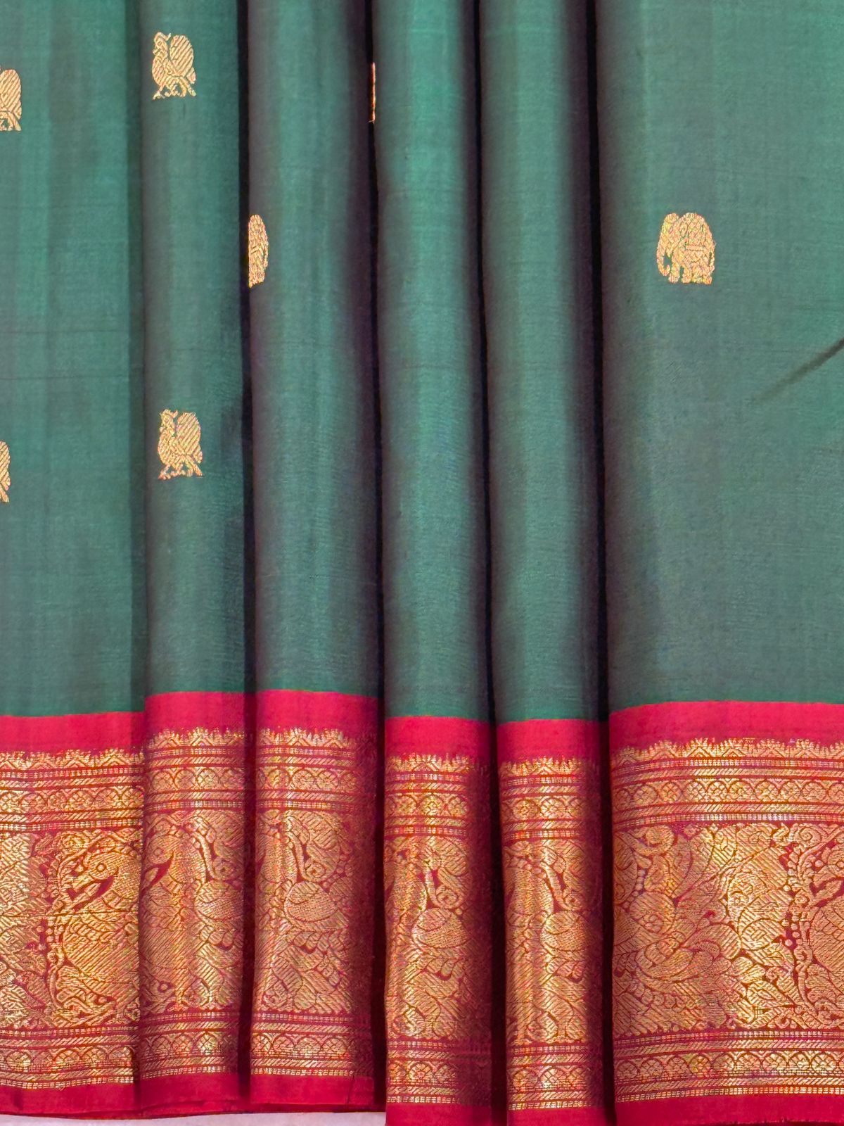 Deep Green Crimson Kanjivaram