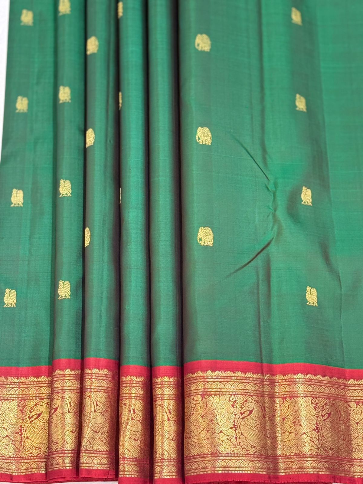 Deep Green Crimson Kanjivaram