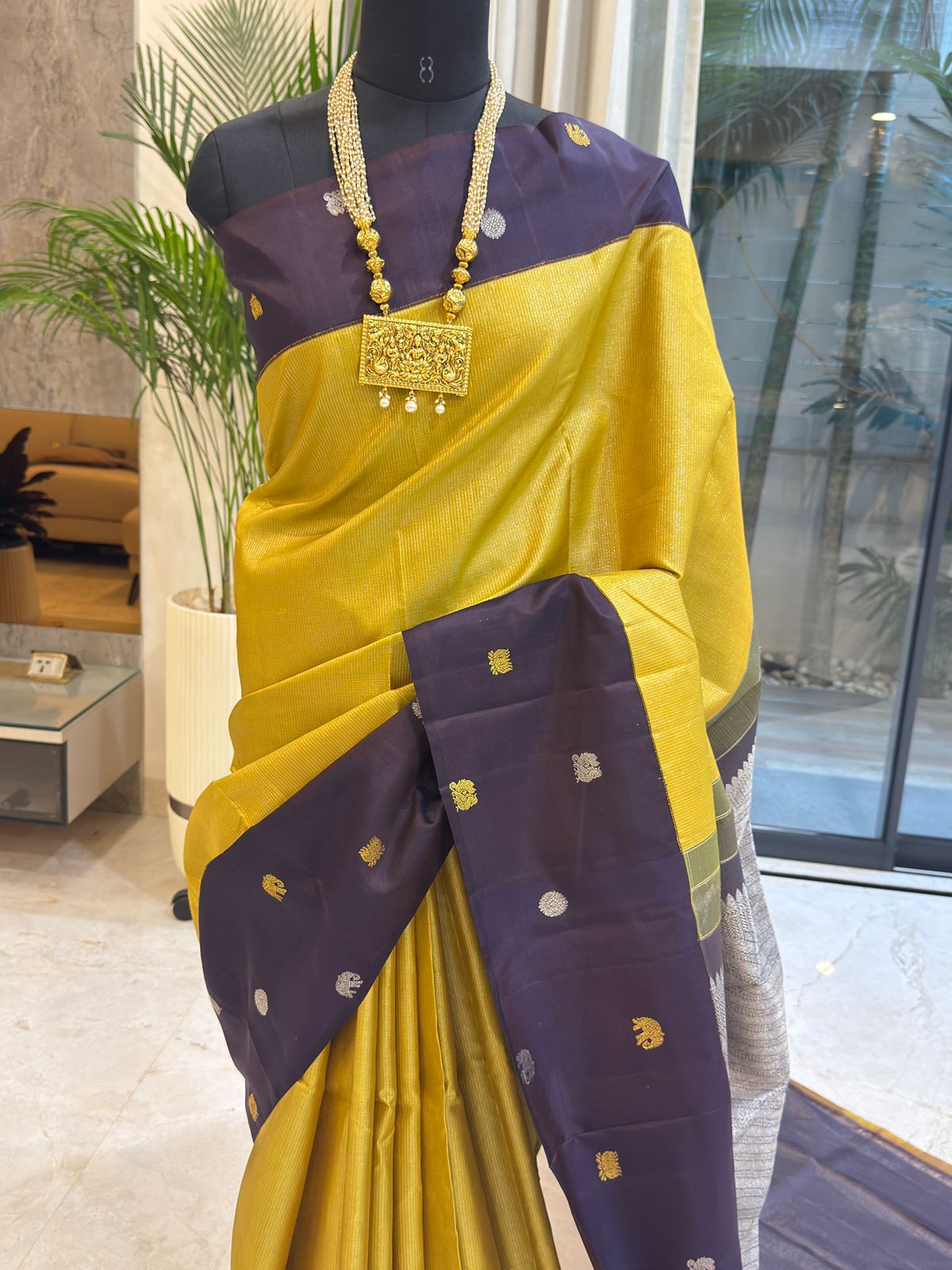 Greenish Yellow Vairaoosi Brown Border