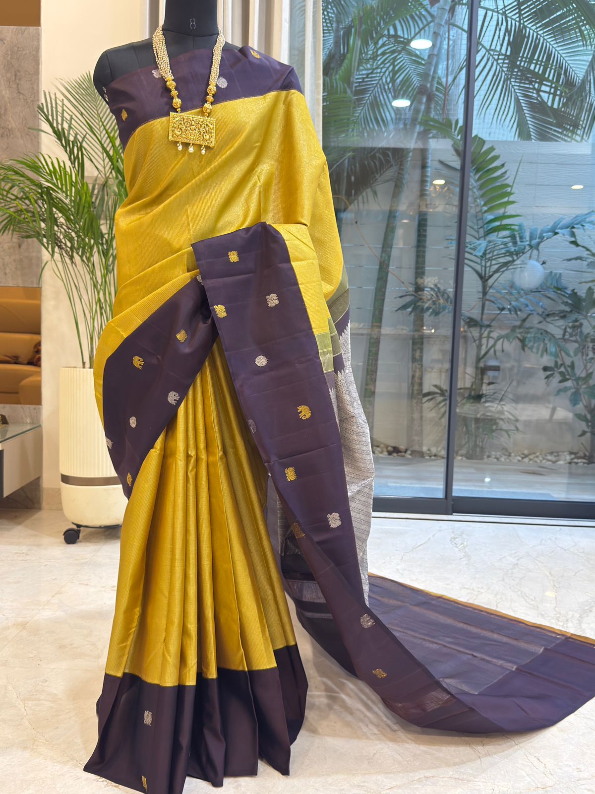 Greenish Yellow Vairaoosi Brown Border