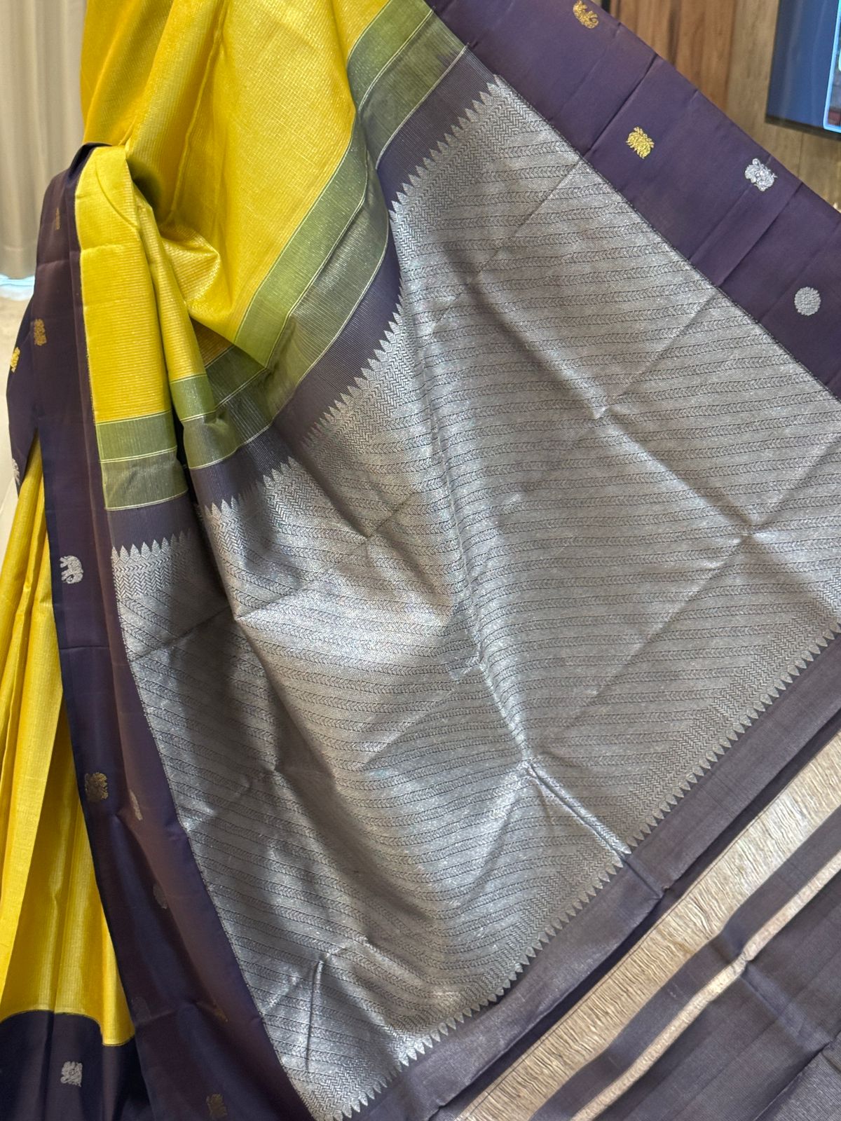 Greenish Yellow Vairaoosi Brown Border