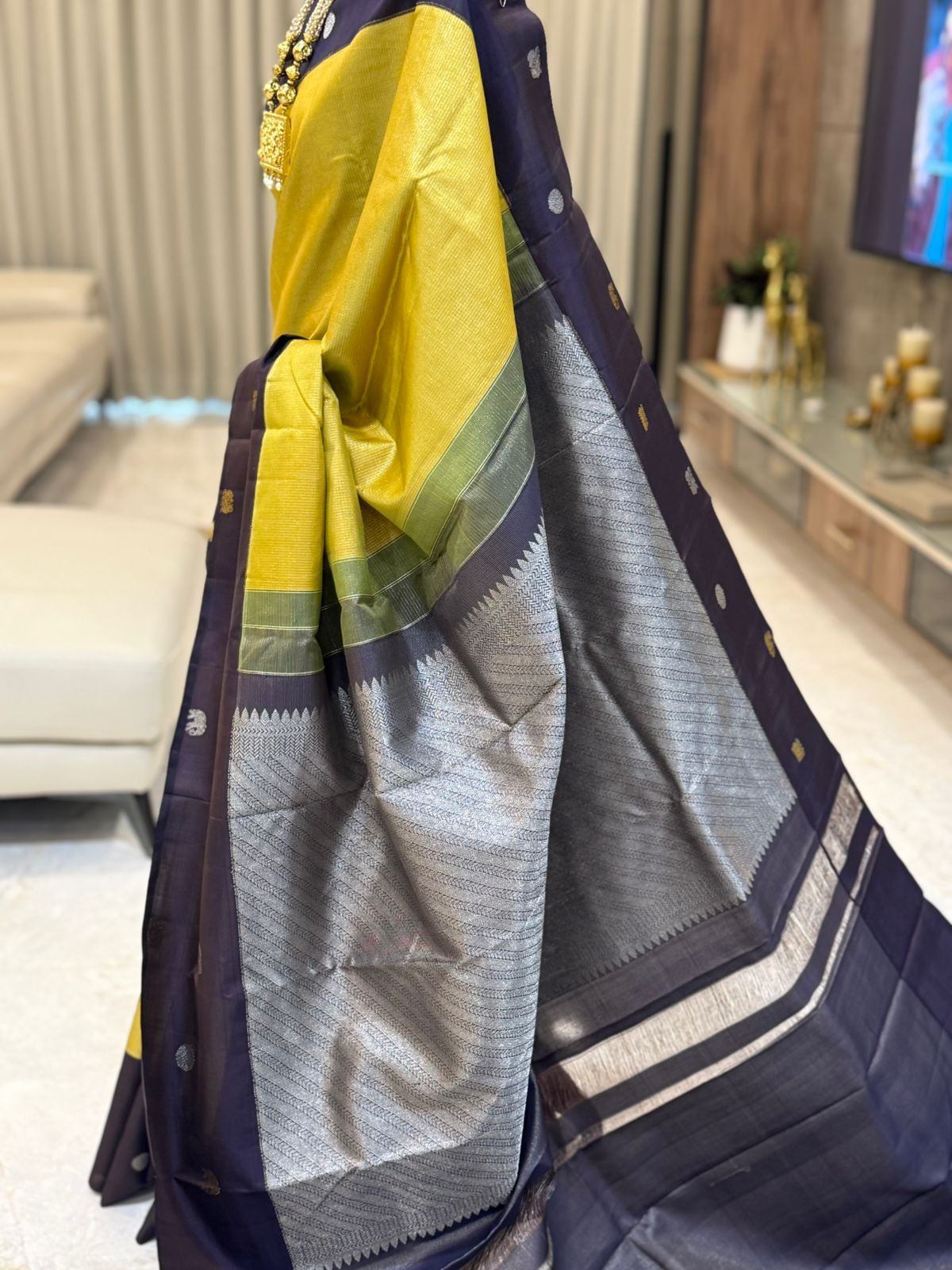 Greenish Yellow Vairaoosi Brown Border