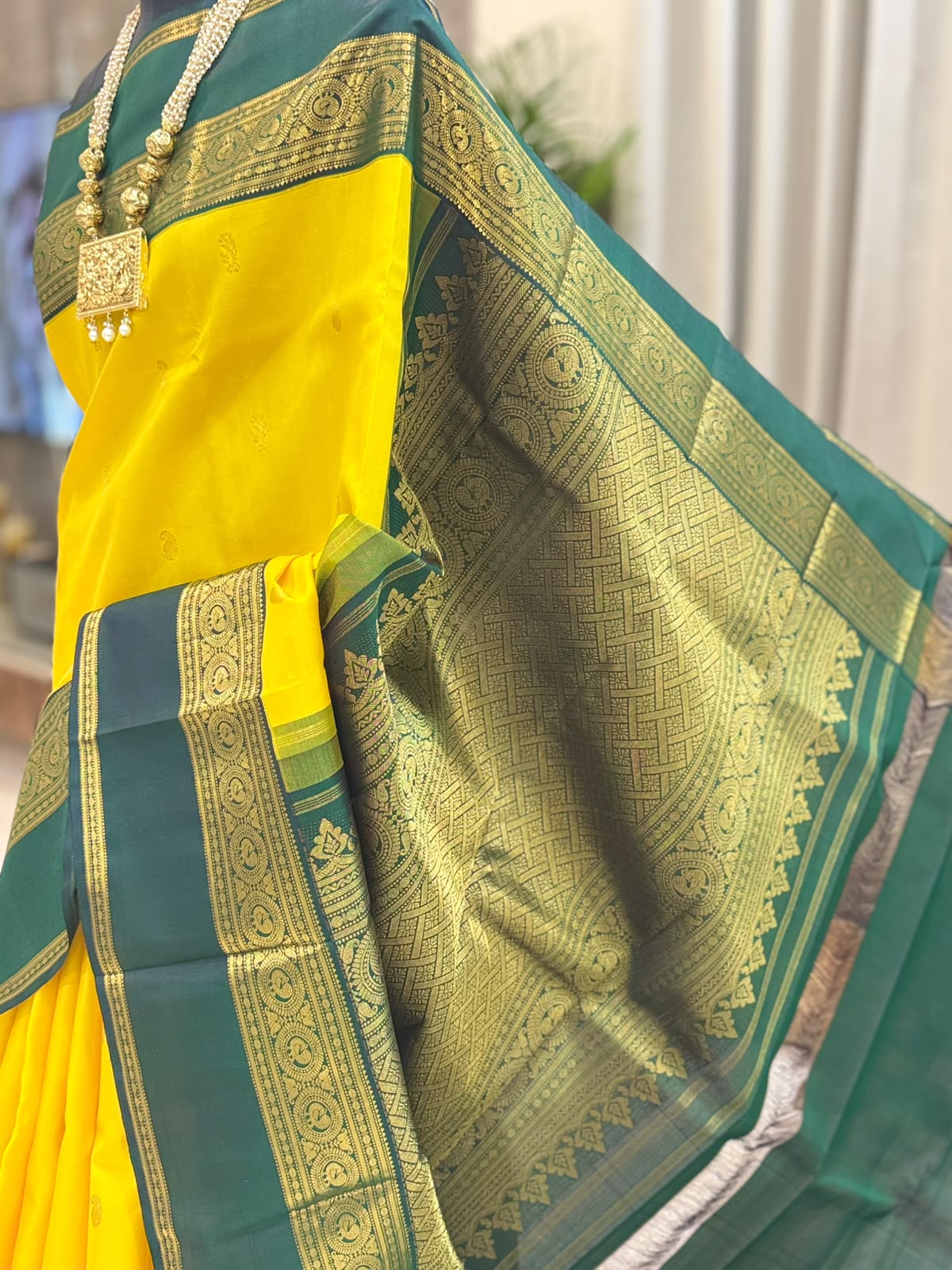 Yellow Emerald Green Kanjivaram