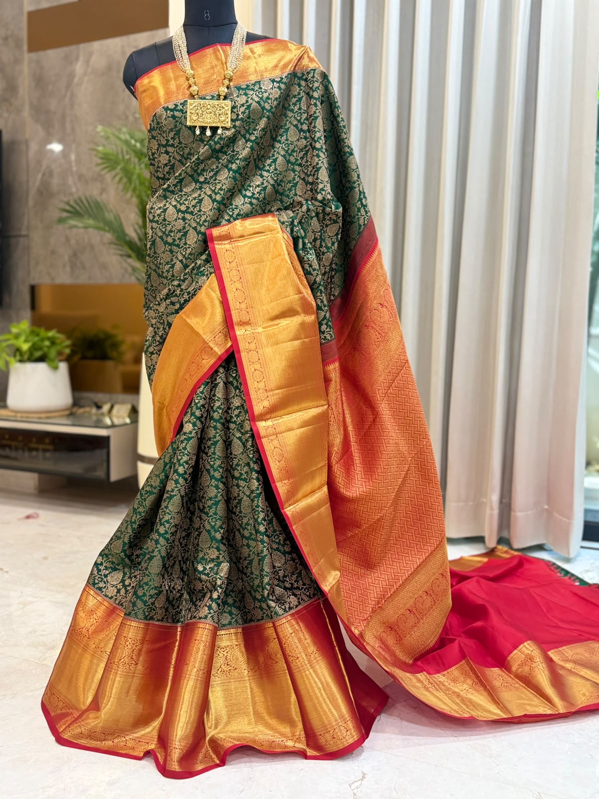 Emerald Green Crimson Kanjivaram Saree