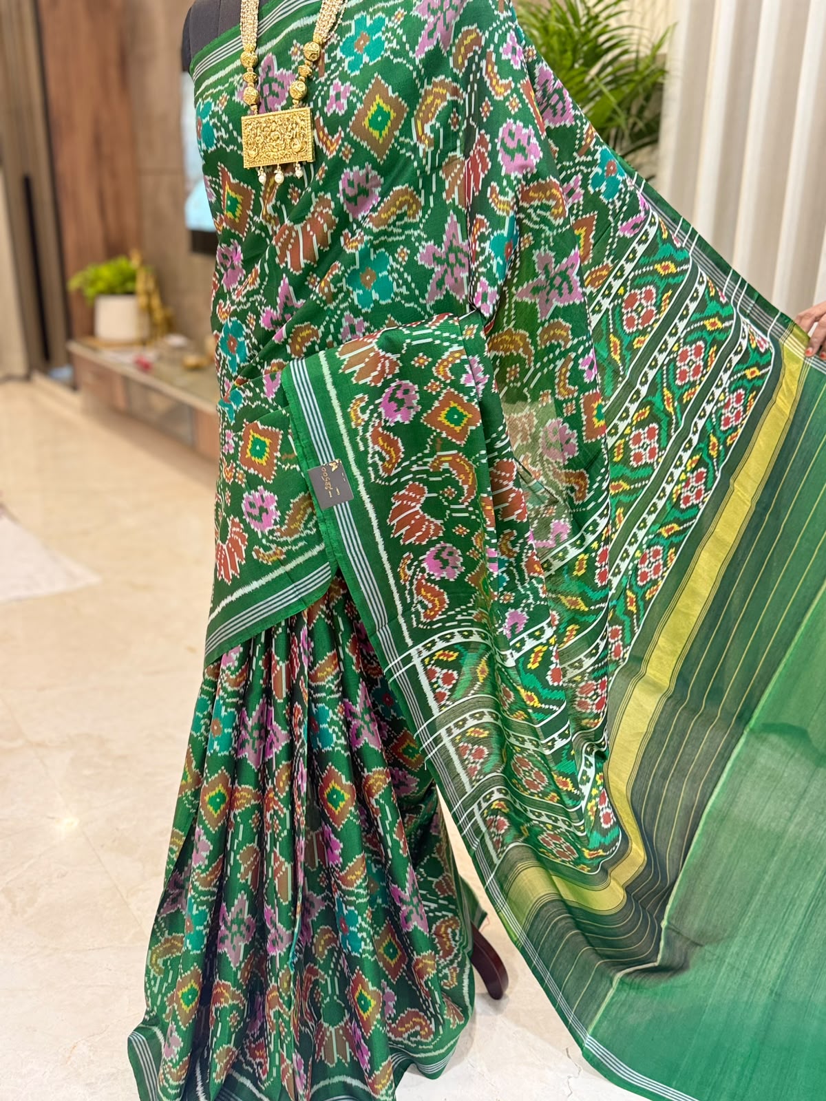 Emerald Green Jewel-Toned Patola