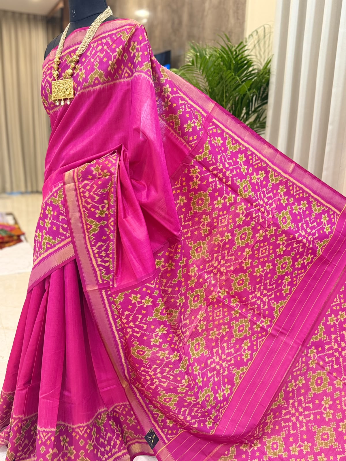 Fuchsia Pink Heritage Patola Saree
