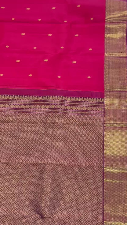 Tomato Red and Gold Handwoven Kanjivaram Saree